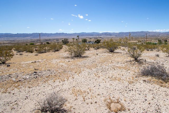 139 Rice Avenue, Joshua Tree, CA 92252