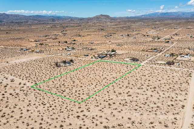 139 Rice Avenue, Joshua Tree, CA 92252