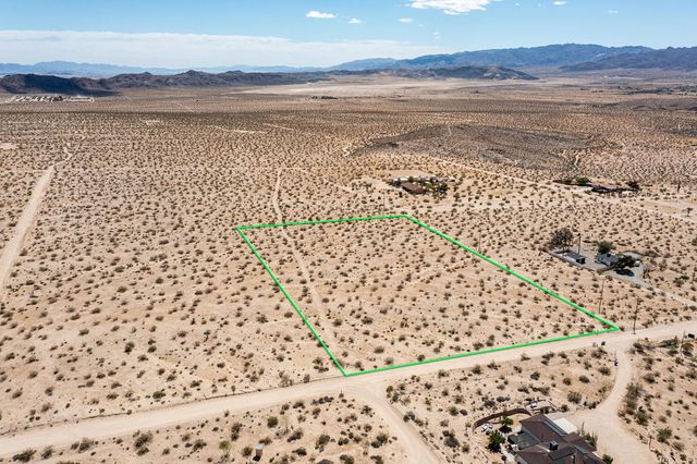 139 Rice Avenue, Joshua Tree, CA 92252