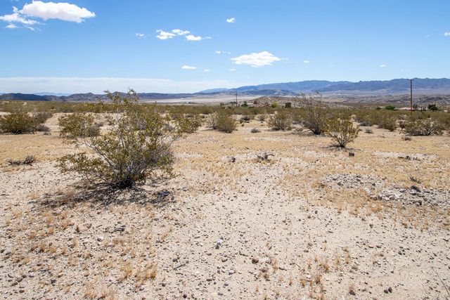 139 Rice Avenue, Joshua Tree, CA 92252