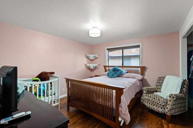 854 Delsie Drive, Grants Pass, OR 97527