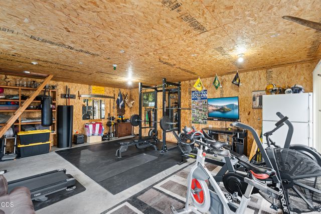854 Delsie Drive, Grants Pass, OR 97527