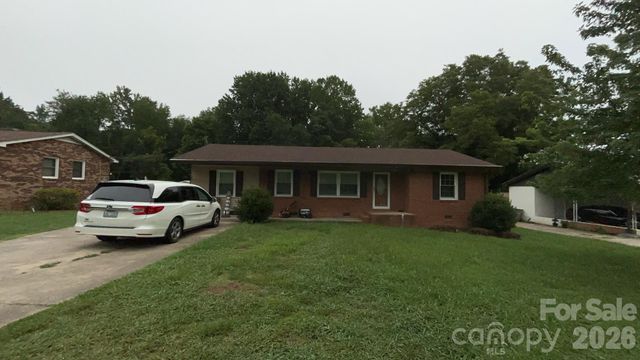 1429 Edgewood Road, Bessemer City, NC 28016