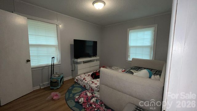 1429 Edgewood Road, Bessemer City, NC 28016