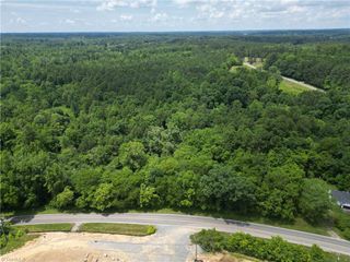 4416 McConnell Road, Mcleansville, NC 27301