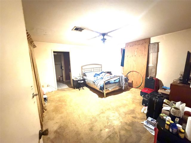 7715 Kendalia Drive, Houston, TX 77036