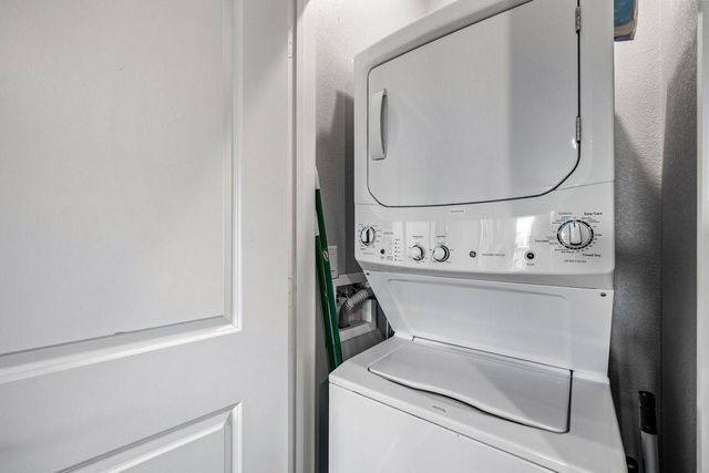 3264 Hidden Gold, Port Bolivar, TX 77650