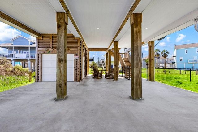 3264 Hidden Gold, Port Bolivar, TX 77650