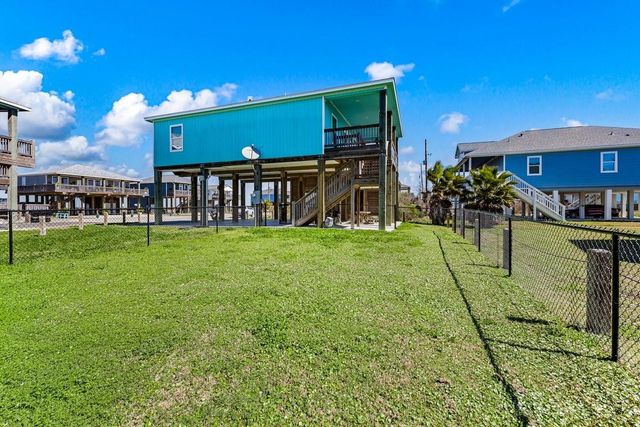 3264 Hidden Gold, Port Bolivar, TX 77650