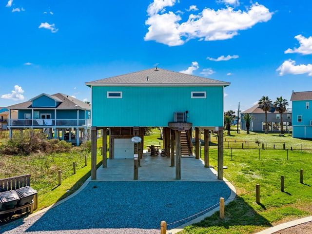 3264 Hidden Gold, Port Bolivar, TX 77650