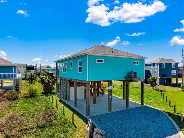 3264 Hidden Gold, Port Bolivar, TX 77650