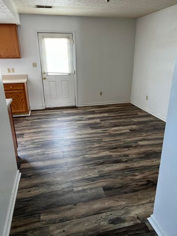 821 Ridgewood Drive 1-2, Berea, KY 40403