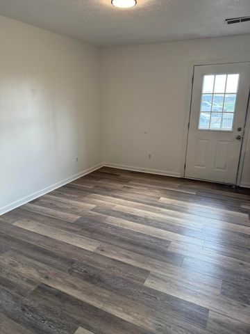 821 Ridgewood Drive 1-2, Berea, KY 40403