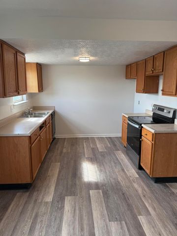 821 Ridgewood Drive 1-2, Berea, KY 40403