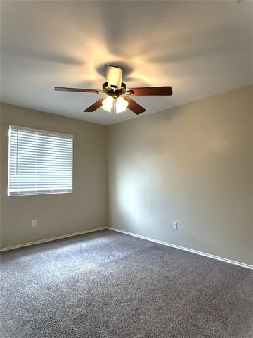 610 Riverway LN, Leander, TX 78641