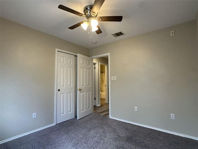 610 Riverway LN, Leander, TX 78641