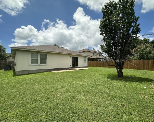 610 Riverway LN, Leander, TX 78641