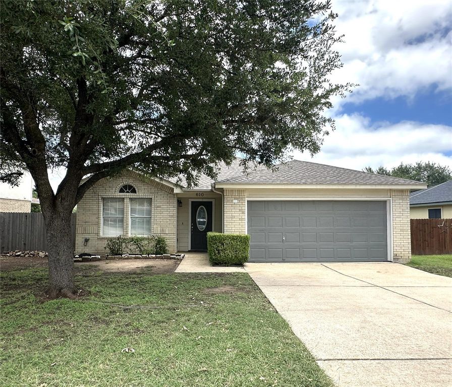 610 Riverway LN, Leander, TX 78641