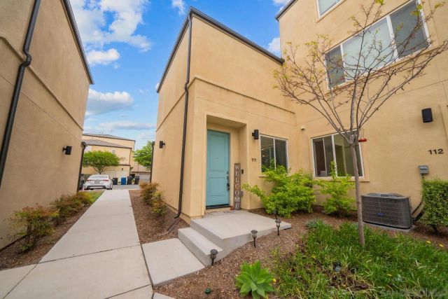5223 Surfwalk 111, San Diego, CA 92154
