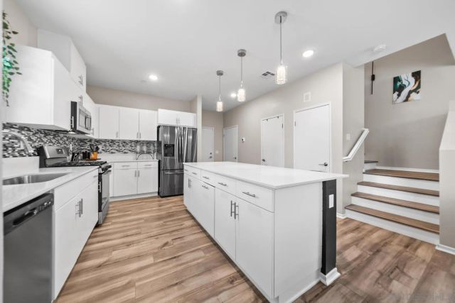 5223 Surfwalk 111, San Diego, CA 92154