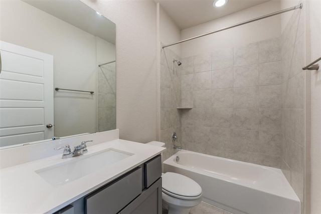 201 Watercourse WAY, Bastrop, TX 78602