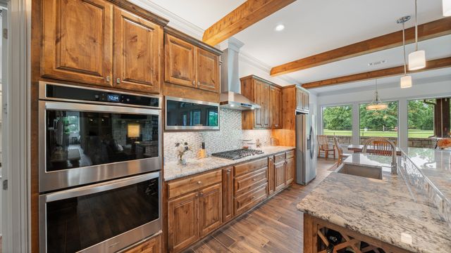 3317 Vz County Road 1804, Grand Saline, TX 75140