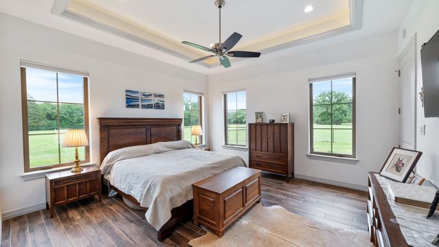 3317 Vz County Road 1804, Grand Saline, TX 75140