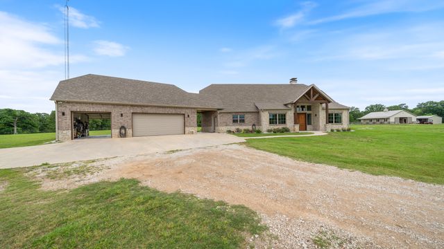 3317 Vz County Road 1804, Grand Saline, TX 75140