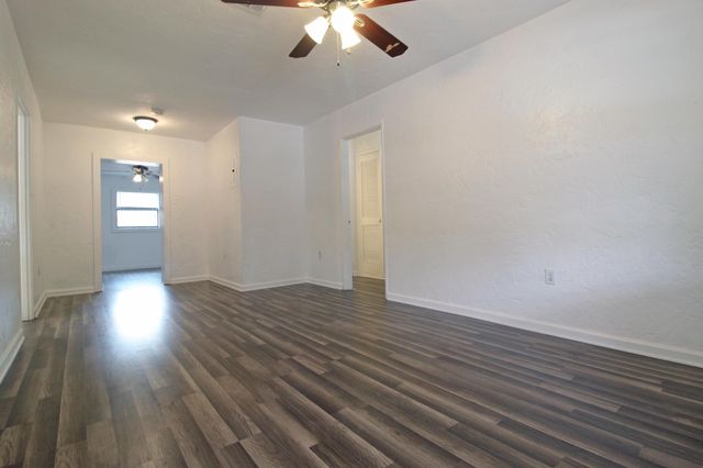 106 3rd Street, Niceville, FL 32578