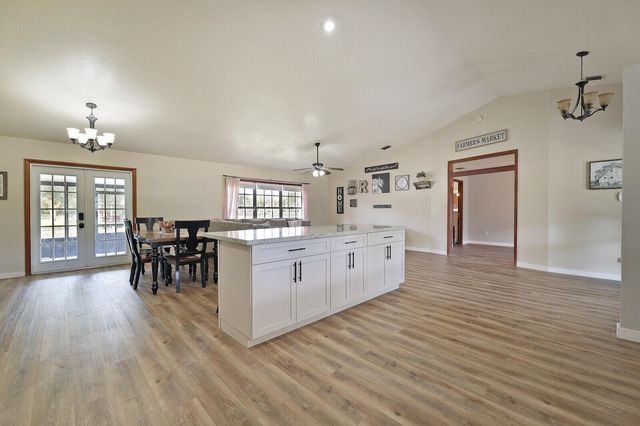 18080 W Sycamore Drive, Loxahatchee, FL 33470