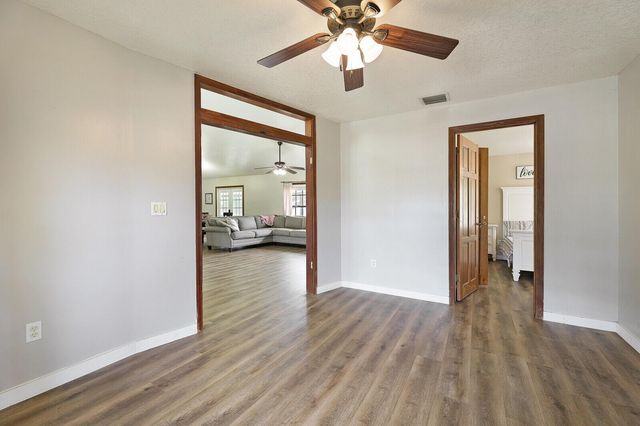 18080 W Sycamore Drive, Loxahatchee, FL 33470
