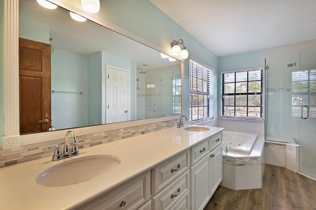18080 W Sycamore Drive, Loxahatchee, FL 33470