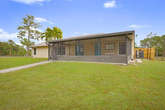18080 W Sycamore Drive, Loxahatchee, FL 33470