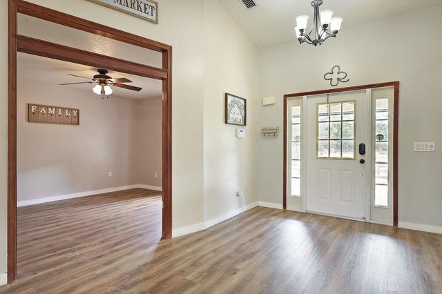 18080 W Sycamore Drive, Loxahatchee, FL 33470