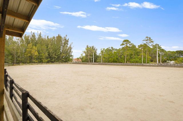 18080 W Sycamore Drive, Loxahatchee, FL 33470