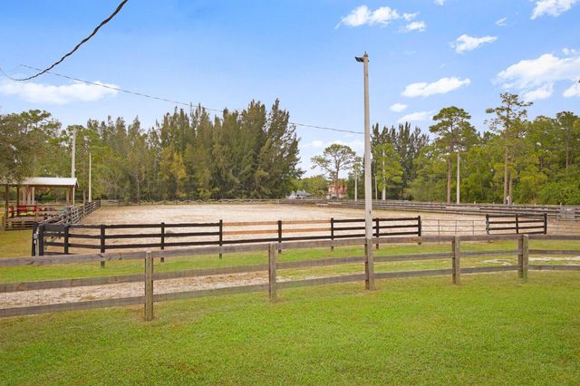 18080 W Sycamore Drive, Loxahatchee, FL 33470