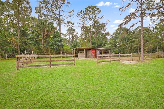 18080 W Sycamore Drive, Loxahatchee, FL 33470