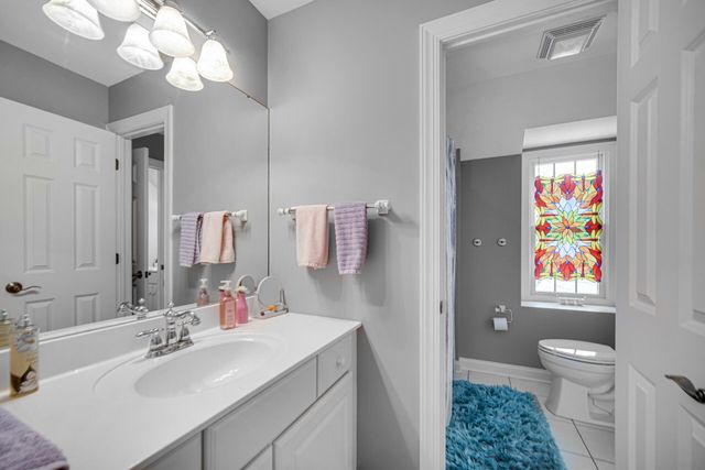 272 Bruntsfield Court, Valparaiso, IN 46385