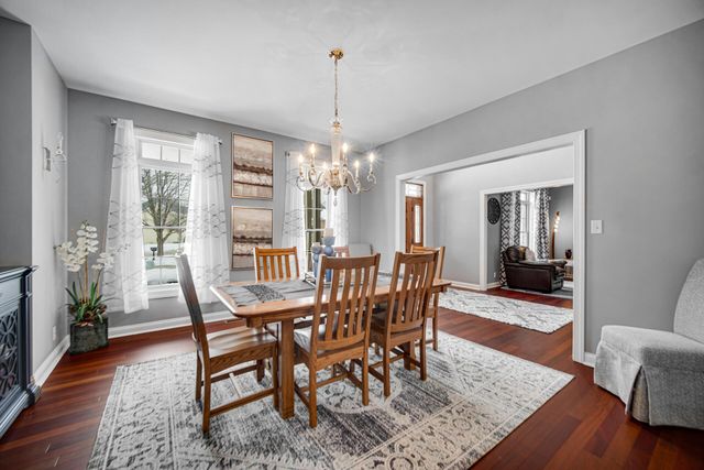 272 Bruntsfield Court, Valparaiso, IN 46385