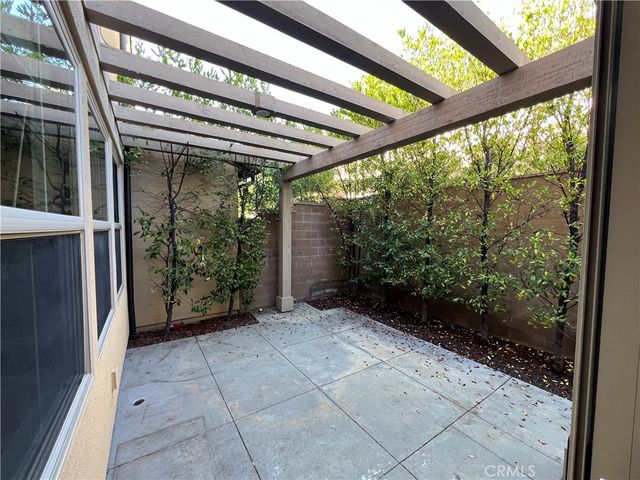 102 Baritone, Irvine, CA 92620