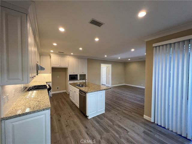 102 Baritone, Irvine, CA 92620