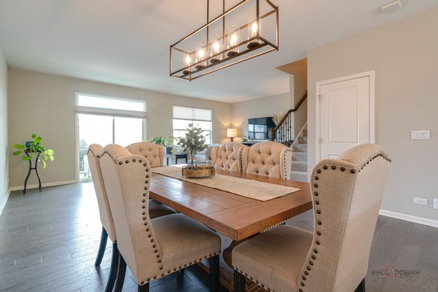 543 Cimmaron Circle, Crystal Lake, IL 60012