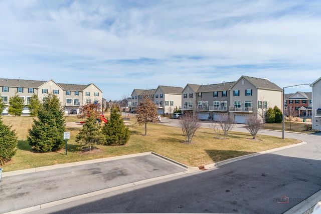 543 Cimmaron Circle, Crystal Lake, IL 60012