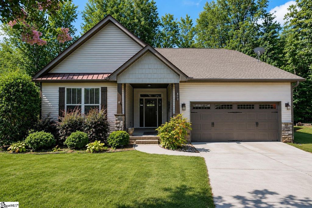 409 Trillium Creek Court, Travelers Rest, SC 29690