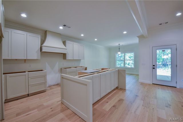13550 Vineyard, Northport, AL 35475