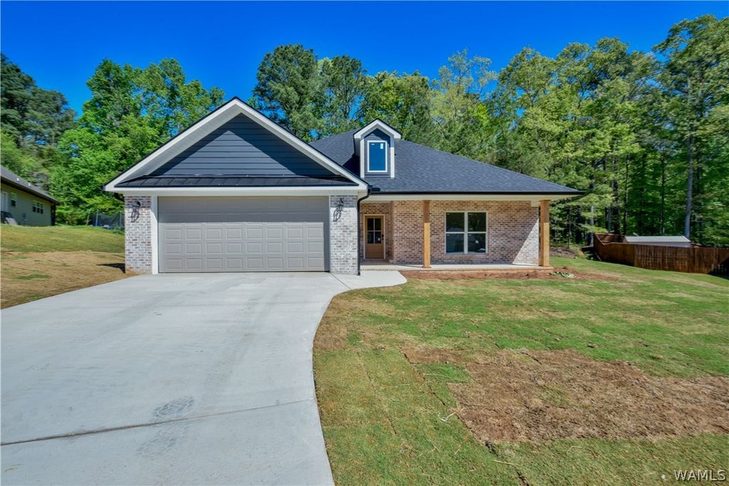13550 Vineyard, Northport, AL 35475