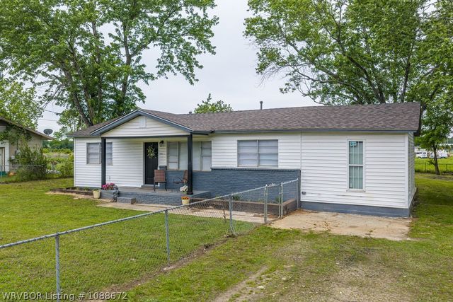 1311 Shibley Road, Van Buren, AR 72956