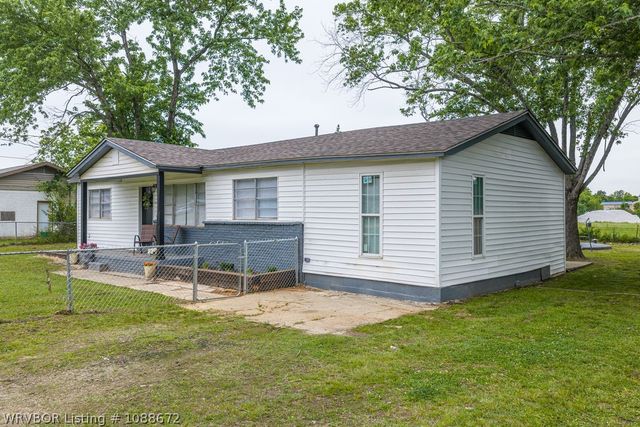1311 Shibley Road, Van Buren, AR 72956