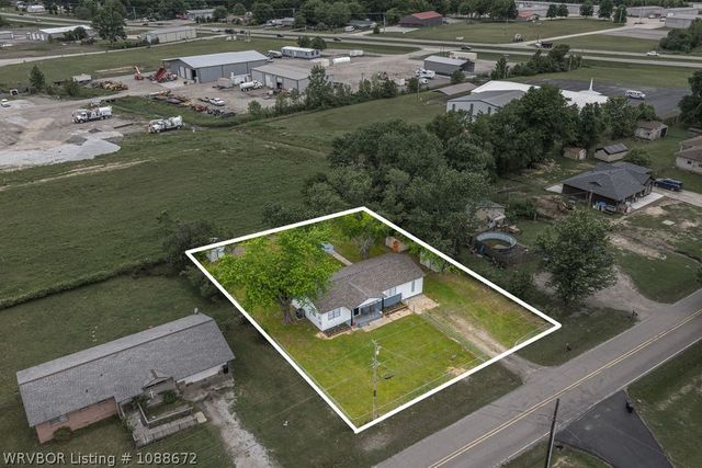 1311 Shibley Road, Van Buren, AR 72956