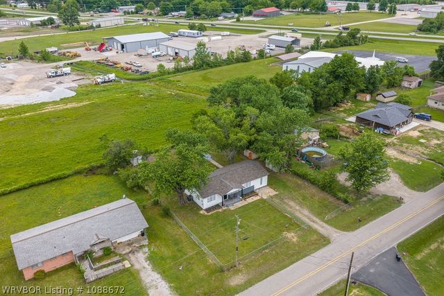 1311 Shibley Road, Van Buren, AR 72956